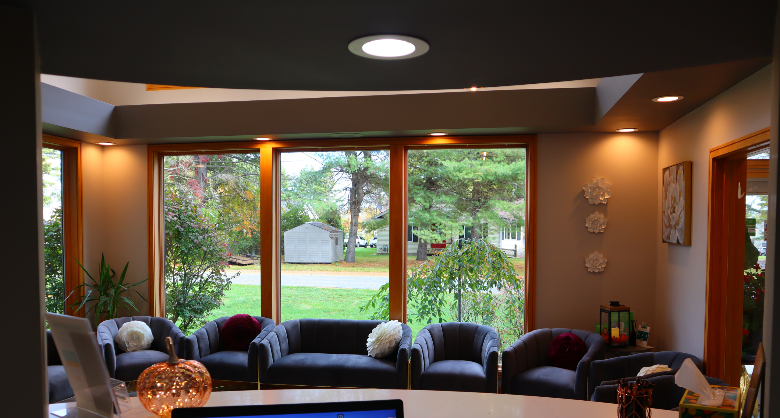 Comfortable waiting area — warm seating and natural light at Sandu Family Dentistry